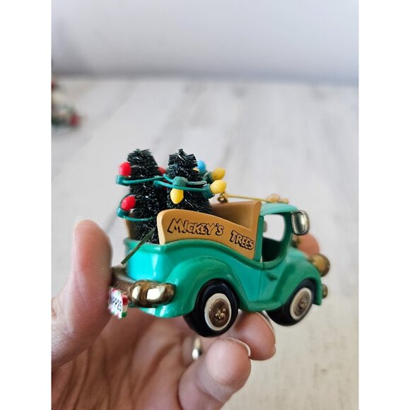 Enesco Mickey's trees truck car ornament vintage Xmas tree - Picture 6 of 10